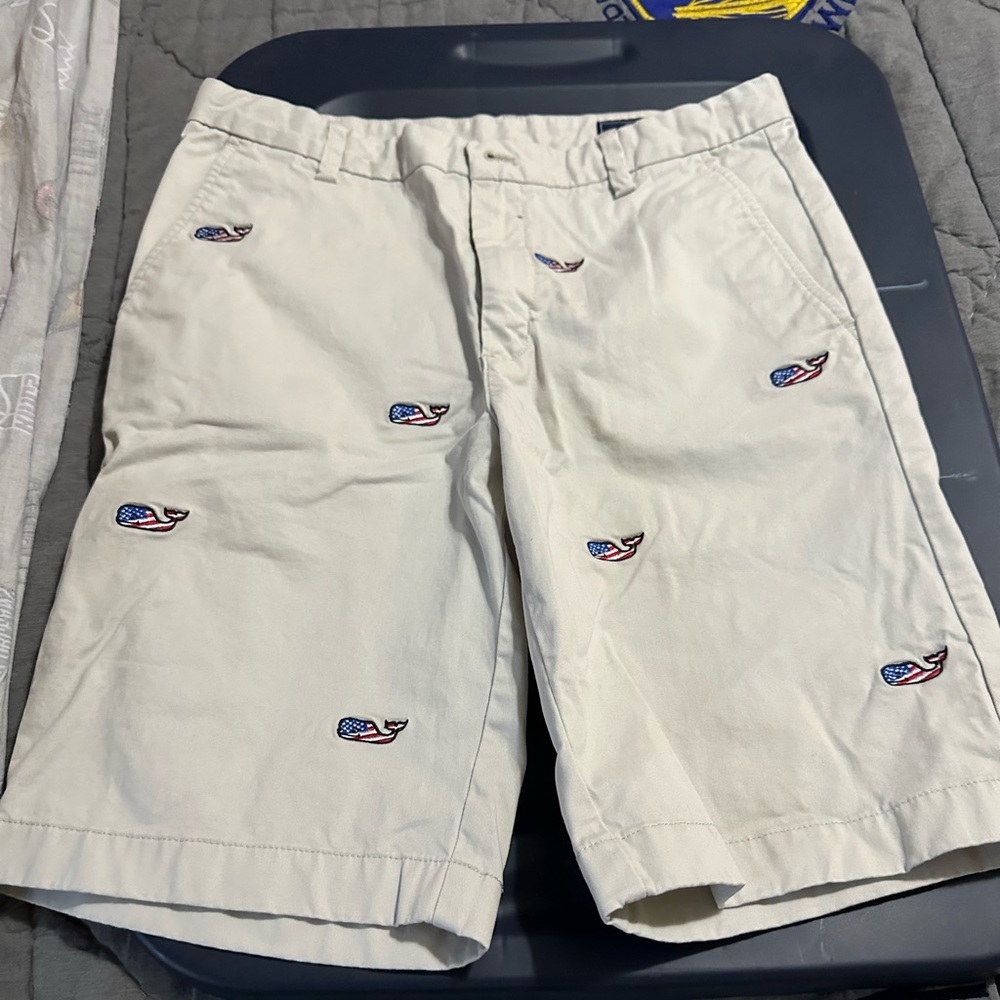 Boys Vineyard vines shorts with Whale size 14
